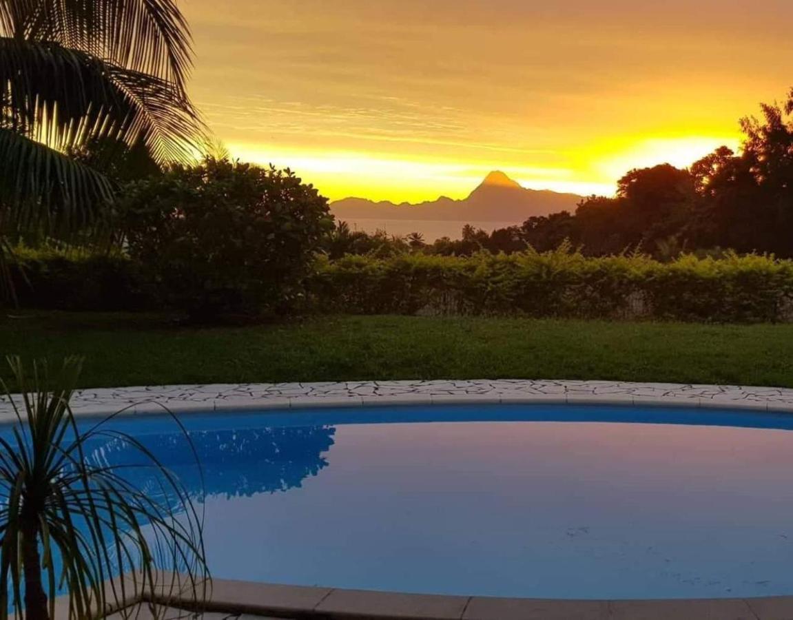 Le Tiki Rouge Villa Punaauia  Buitenkant foto